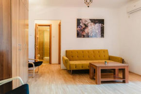 Romanian Athenaeum 1BR Apartment with Amazing View